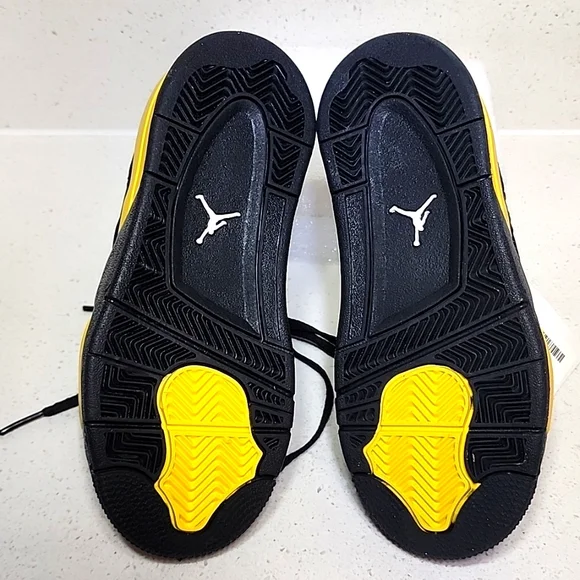 NIKE Air Jordan 4 Retro Thunder Black Yellow Sneakers Boys Size 13C NEW - Picture 4 of 9